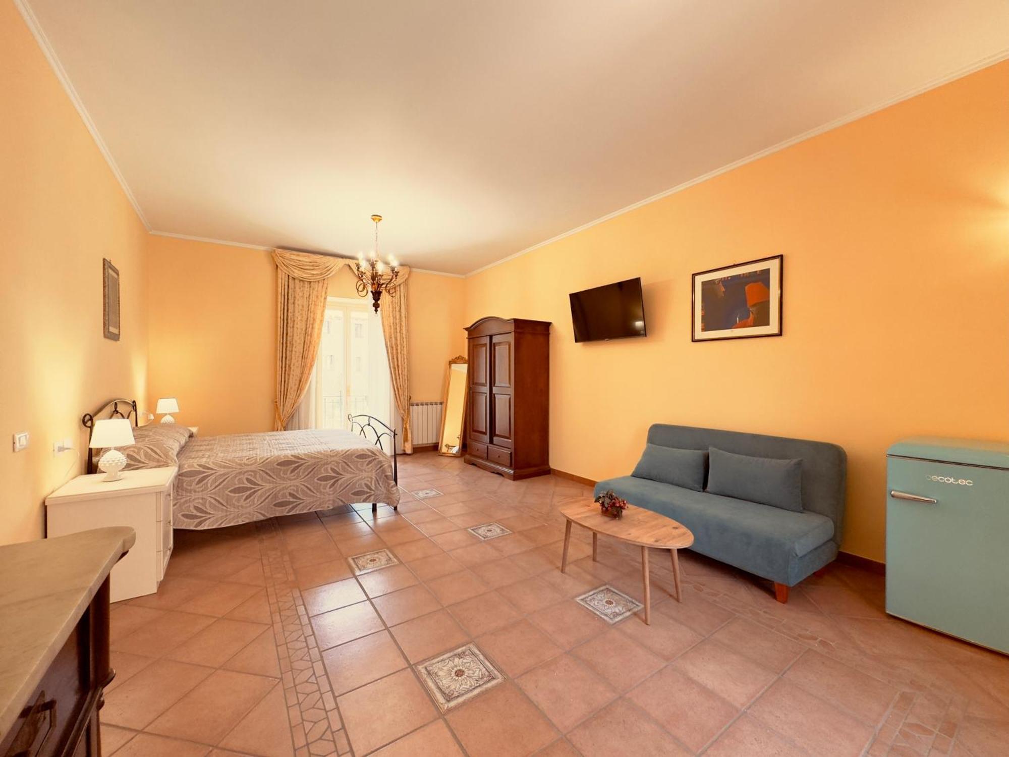 Casa Pepe - Fondi Vertice Rooms Екстер'єр фото