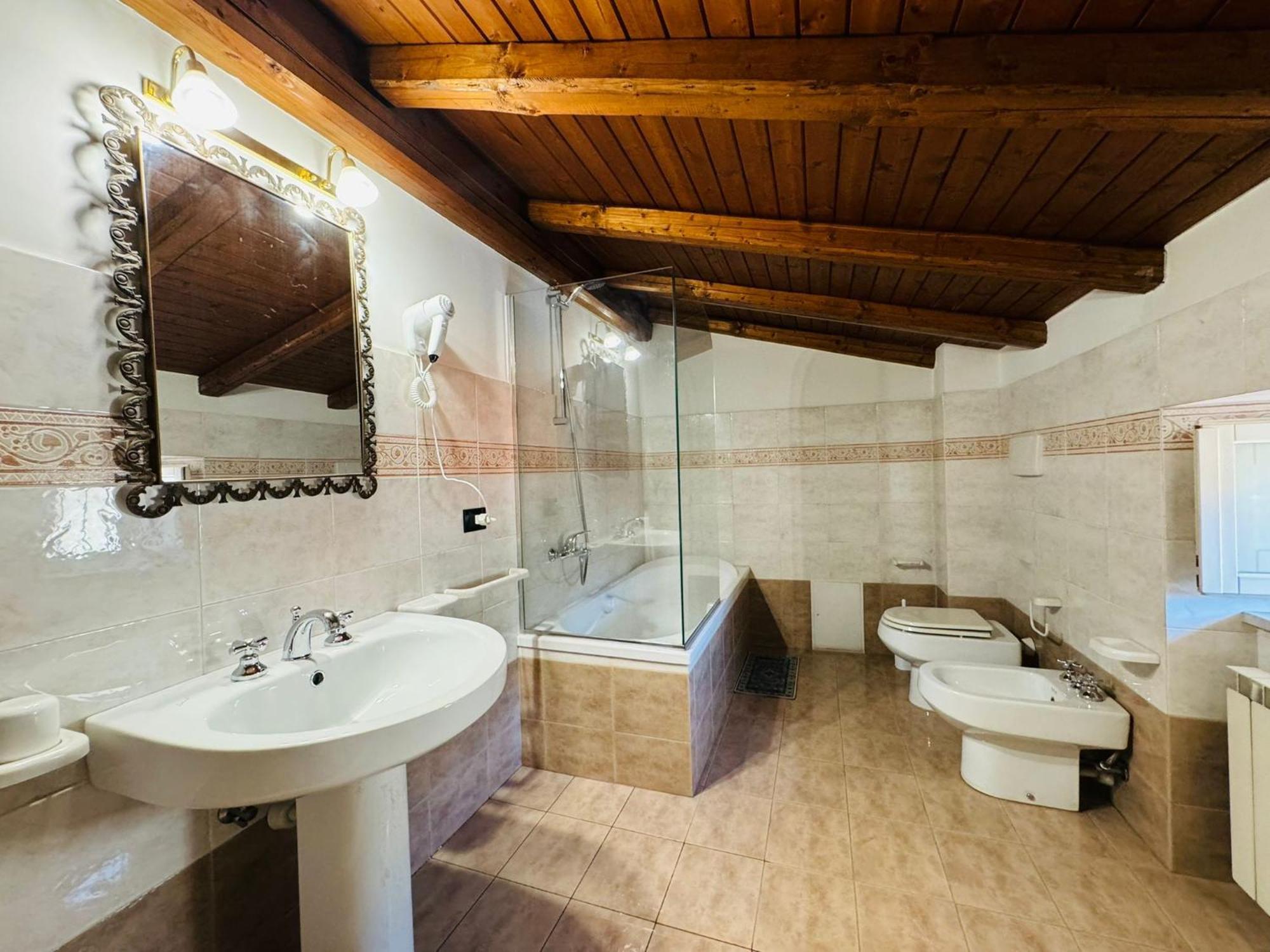 Casa Pepe - Fondi Vertice Rooms Екстер'єр фото